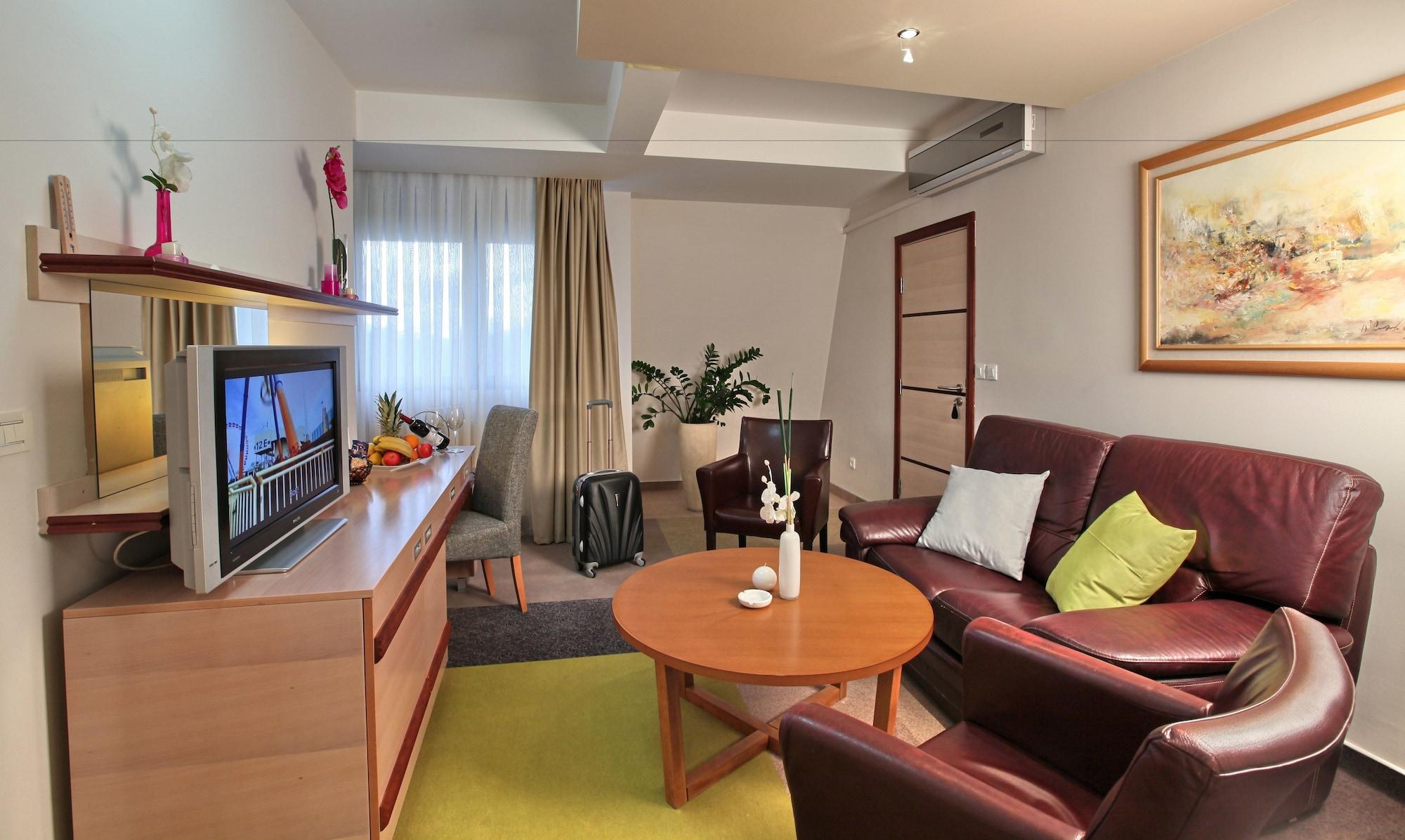 Hotel Mona Plaza Zlatibor Exteriér fotografie