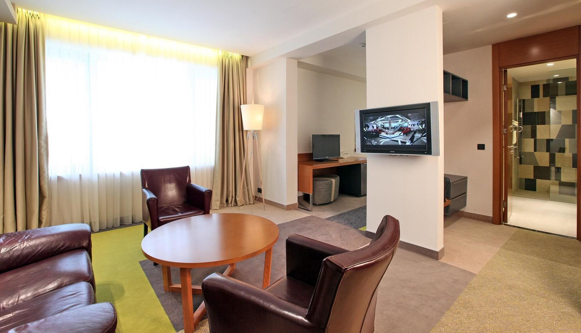 Hotel Mona Plaza Zlatibor Exteriér fotografie