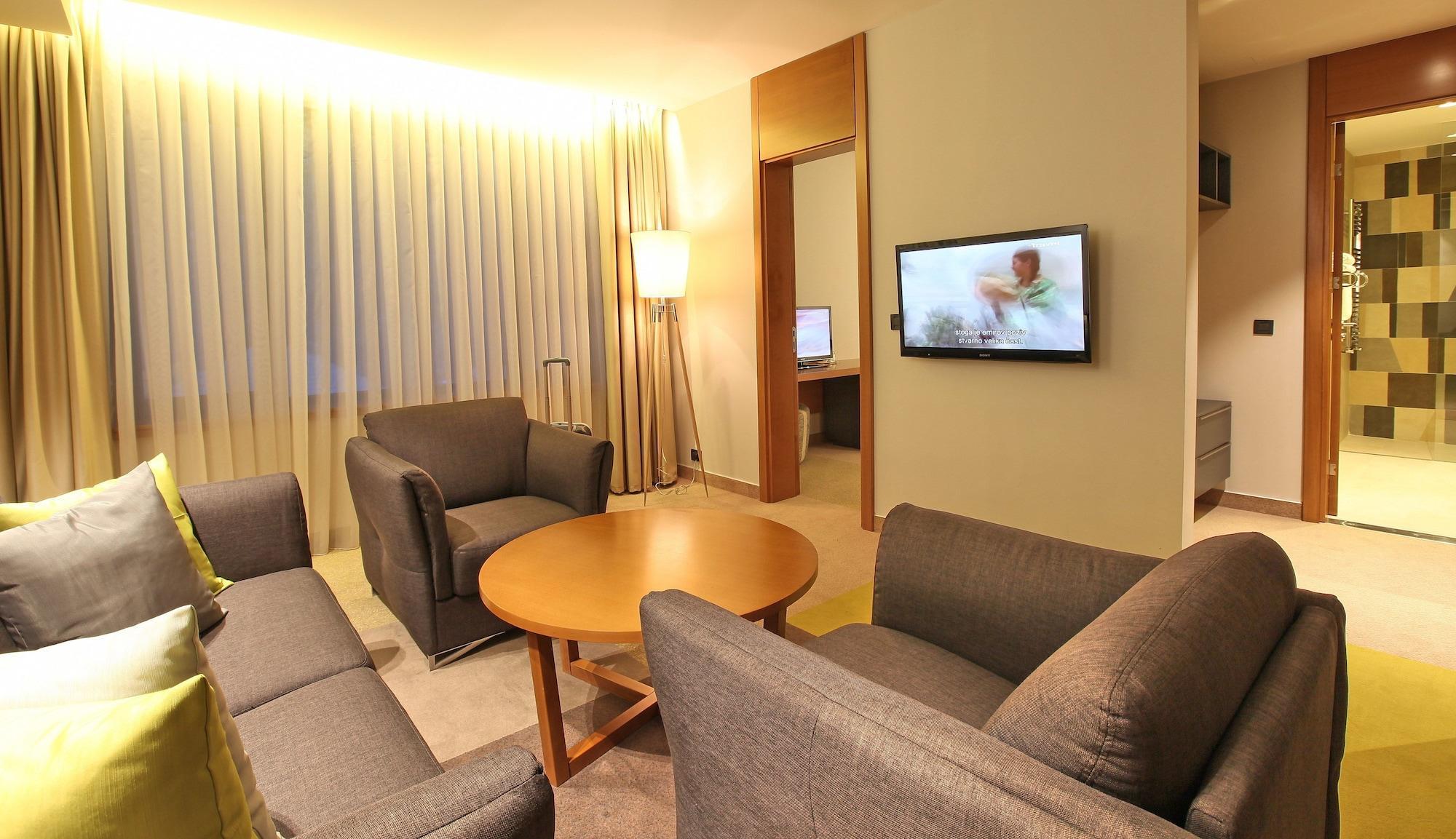 Hotel Mona Plaza Zlatibor Exteriér fotografie